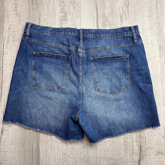 Madewell High Rise Denim Shorts Women's 35 Blue Plus Raw Hem Medium Wash #F7019 - Picture 2 of 9